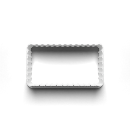 vintage scallopped cutter - 1109