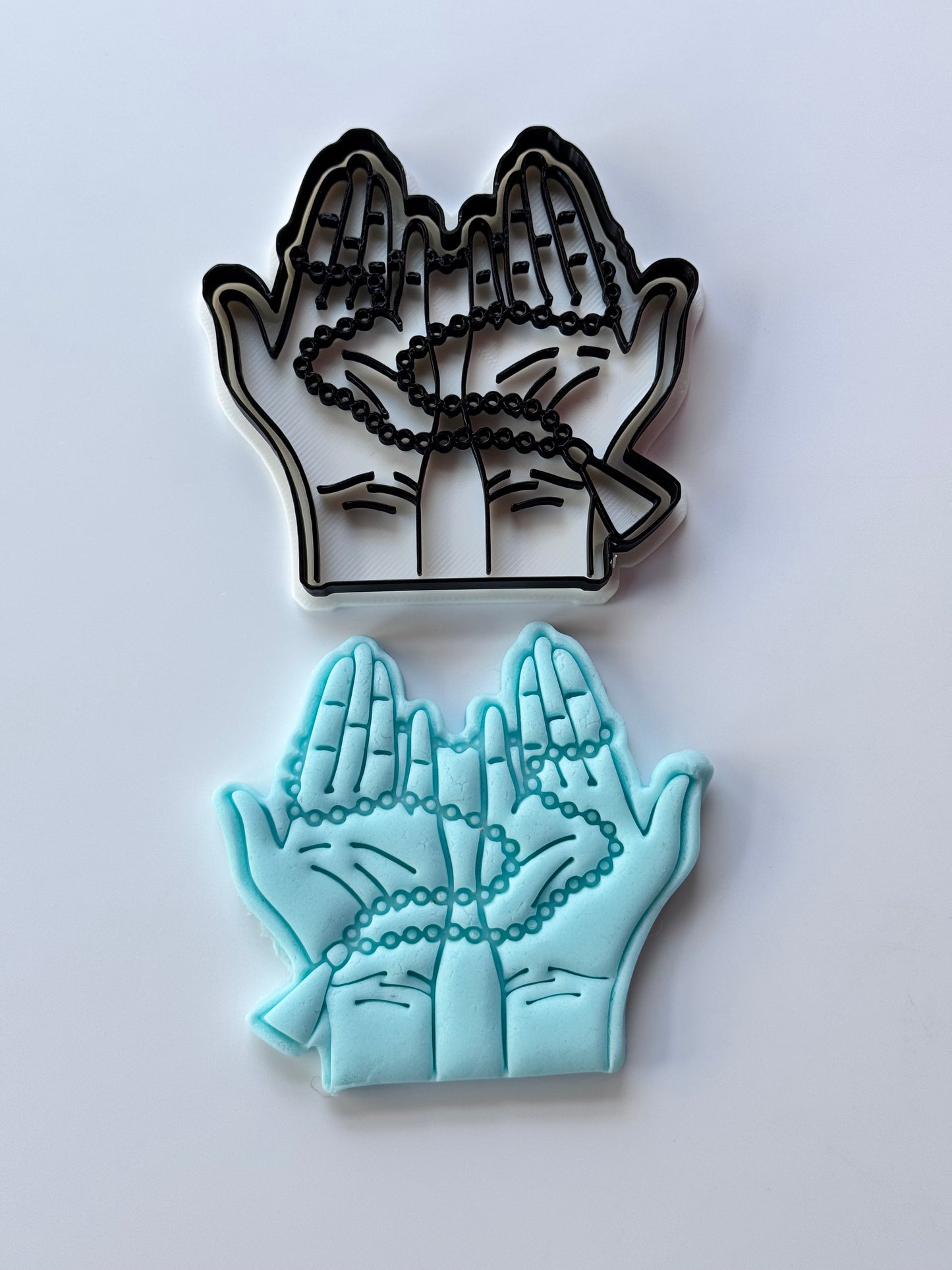 Praying hands stamp and cutter M1068