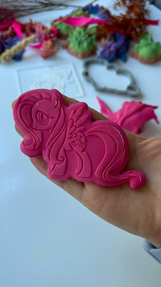 My little pony - Fluttershy - debossing and matching cutter