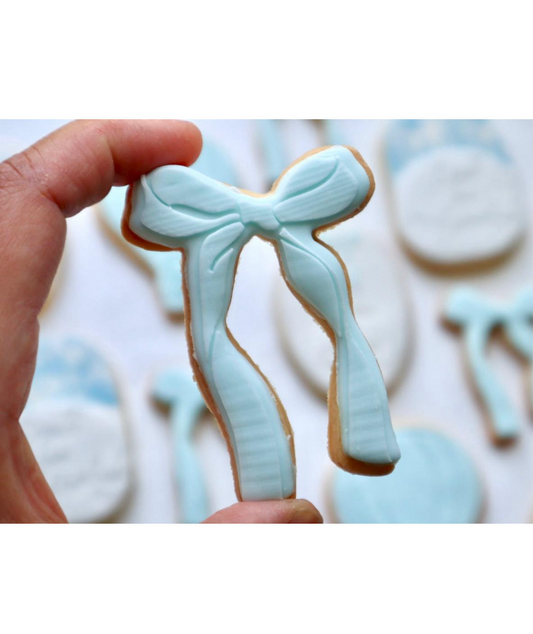Set of 3 Bows deboss + matching cutter
