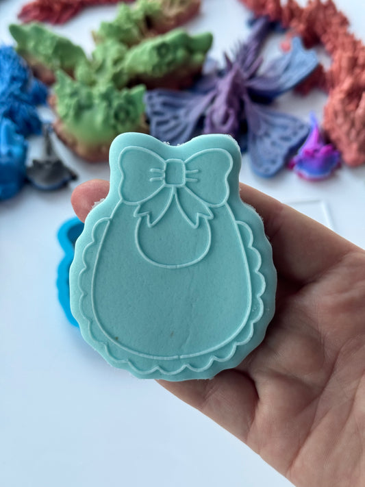 Bibs - deboss and matching cutter M1078