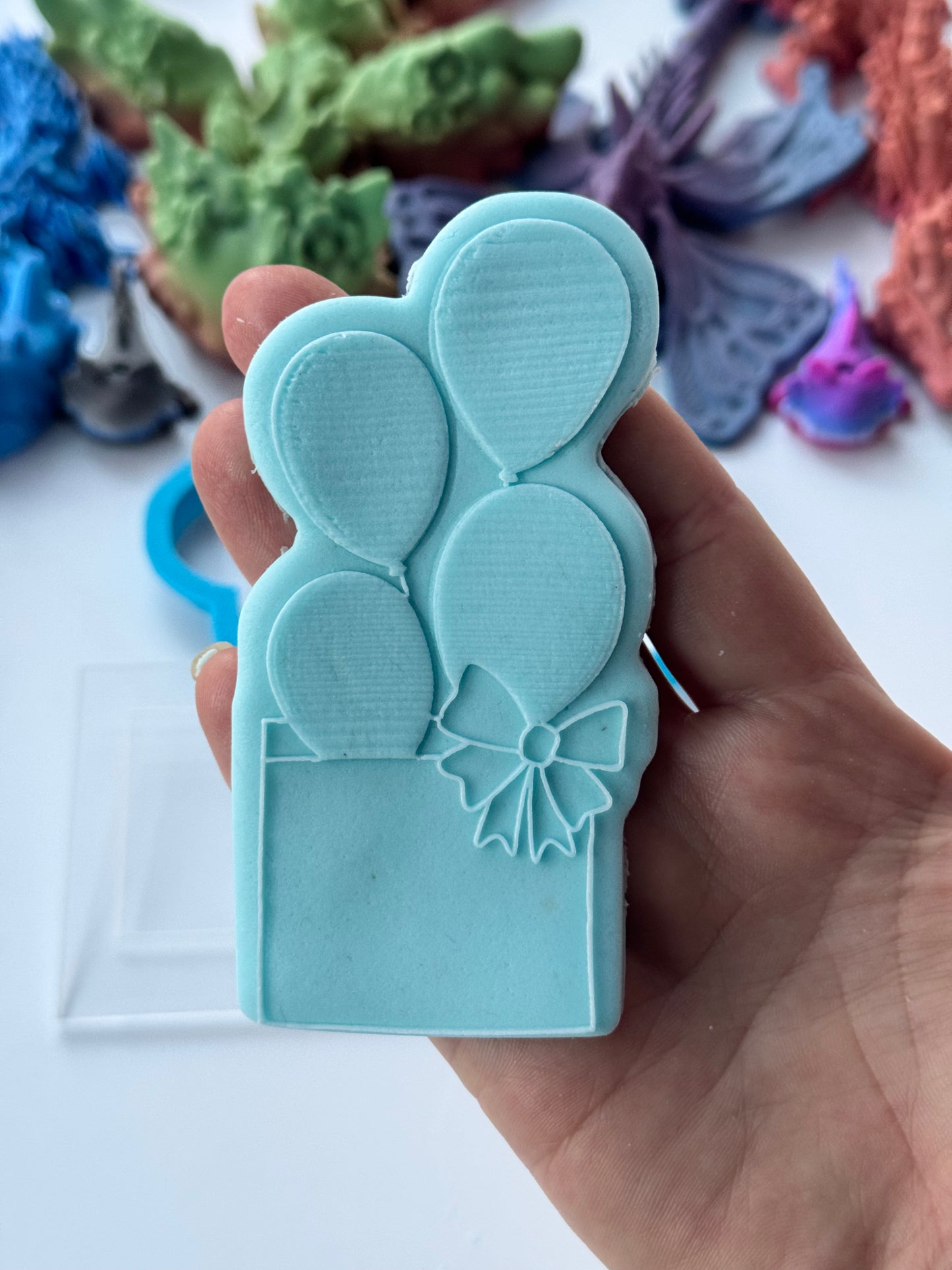 Box with balloon - deboss and matching cutter M1078