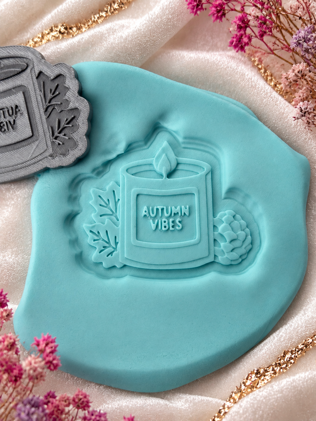 Autumn Vibes Candle 3D Deboss & Matching Cookie Cutter