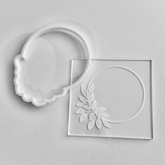 circle frame with leaves Debossing + cutter M1043