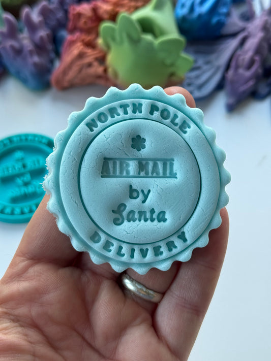North Pole Delivery by Santa- Embossing for cupcake and cake - stamps sugar paste