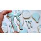 Set of 3 Bows deboss + matching cutter