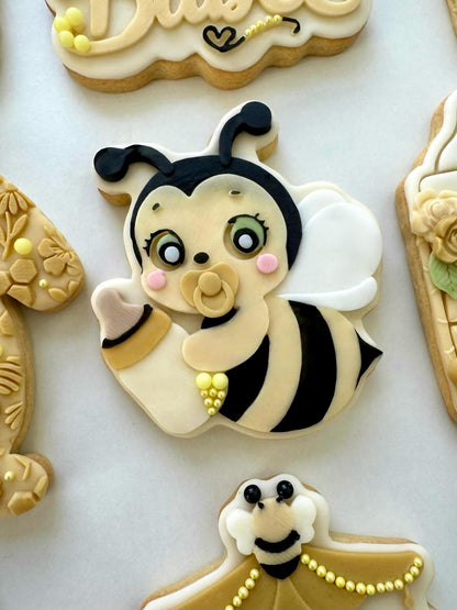 Bee theme - Cute Bee - 3D deboss and cutter