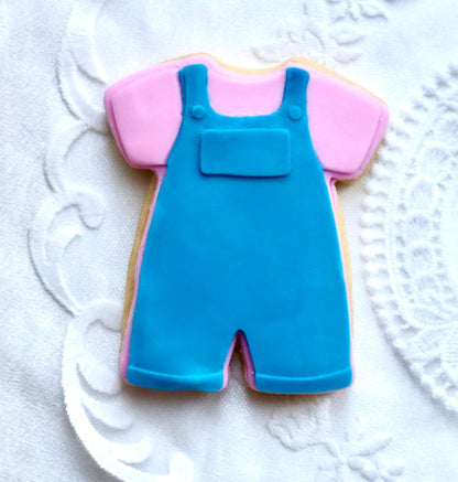 Mrs Rachael dungarees 3D deboss and matching cutter