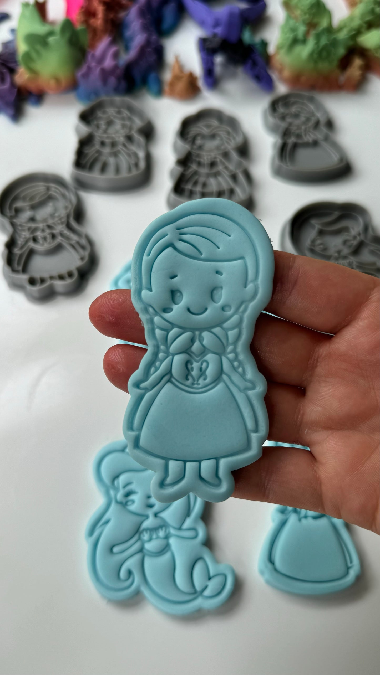 Princess dress cutter + stamp