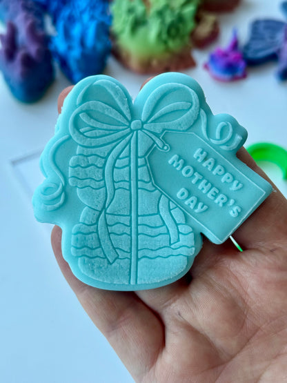 Happy Mother’s Day stack macarons with bow deboss and cutter