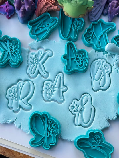 Flower Alphabet cookie cutter + stamp 0815_