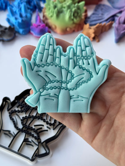 Praying hands stamp and cutter M1068
