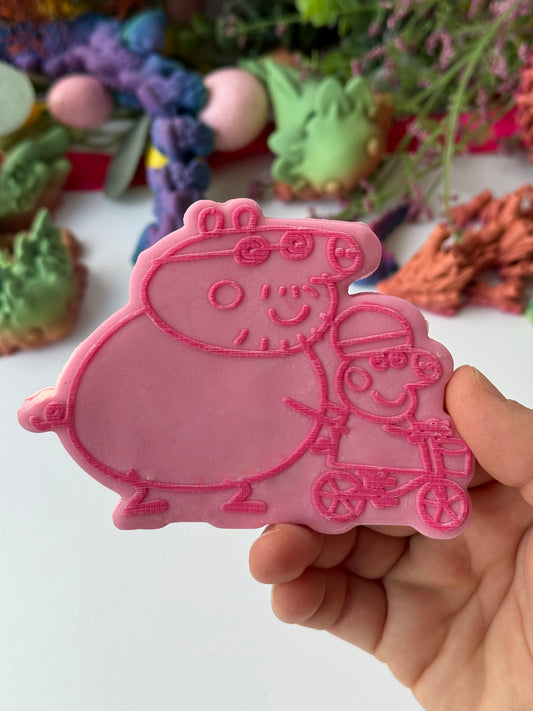 Peppa pig riding a bike - Deboss + matching cutter - Father’s Day collection 2024