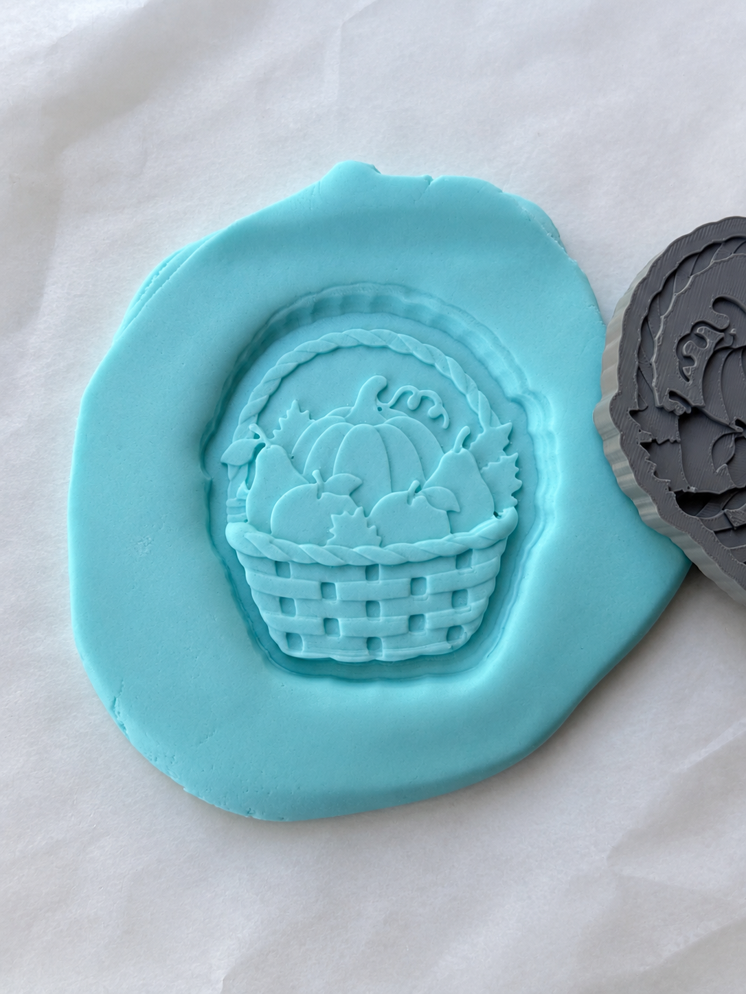 Autumn Harvest Basket 3D Deboss & Matching Cookie Cutter