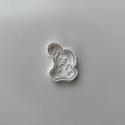 set of 8 EASTER cupcake size stamp + cutter MS1022