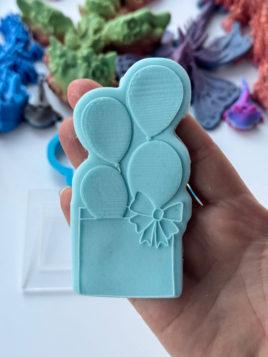 Box with balloon - deboss and matching cutter M1078