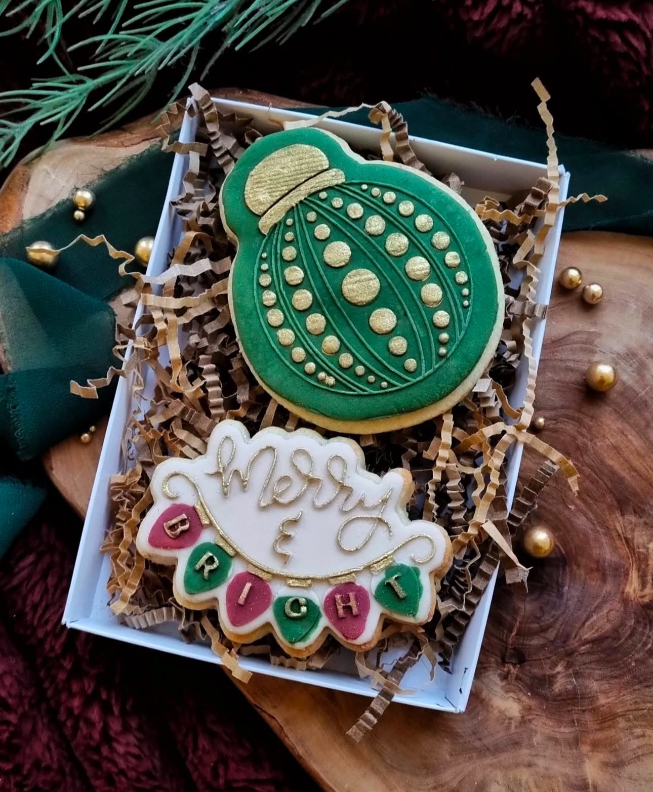 merry and bright - christmas - 3d printed deboss + matching cutter M1036