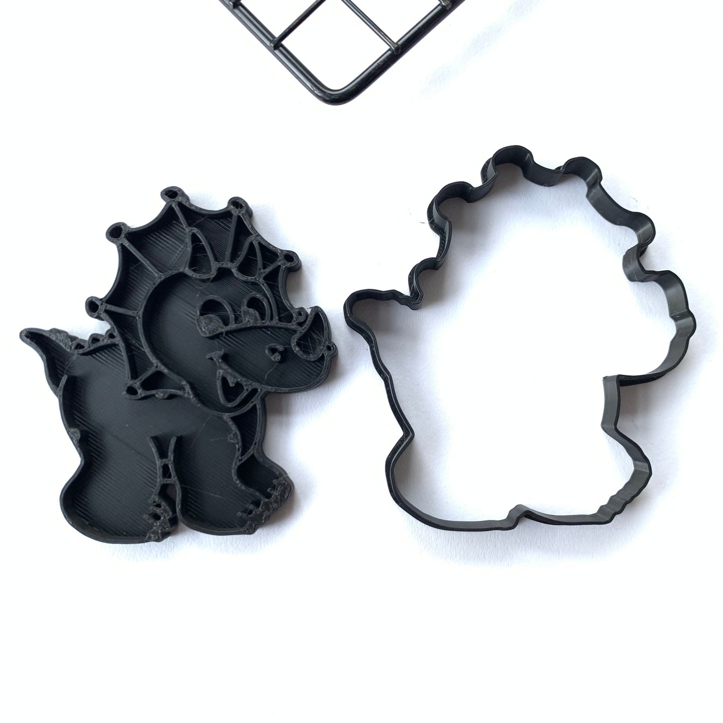 Dinosaur 3 - Paint Your Own - Cookie cutter + Stamp