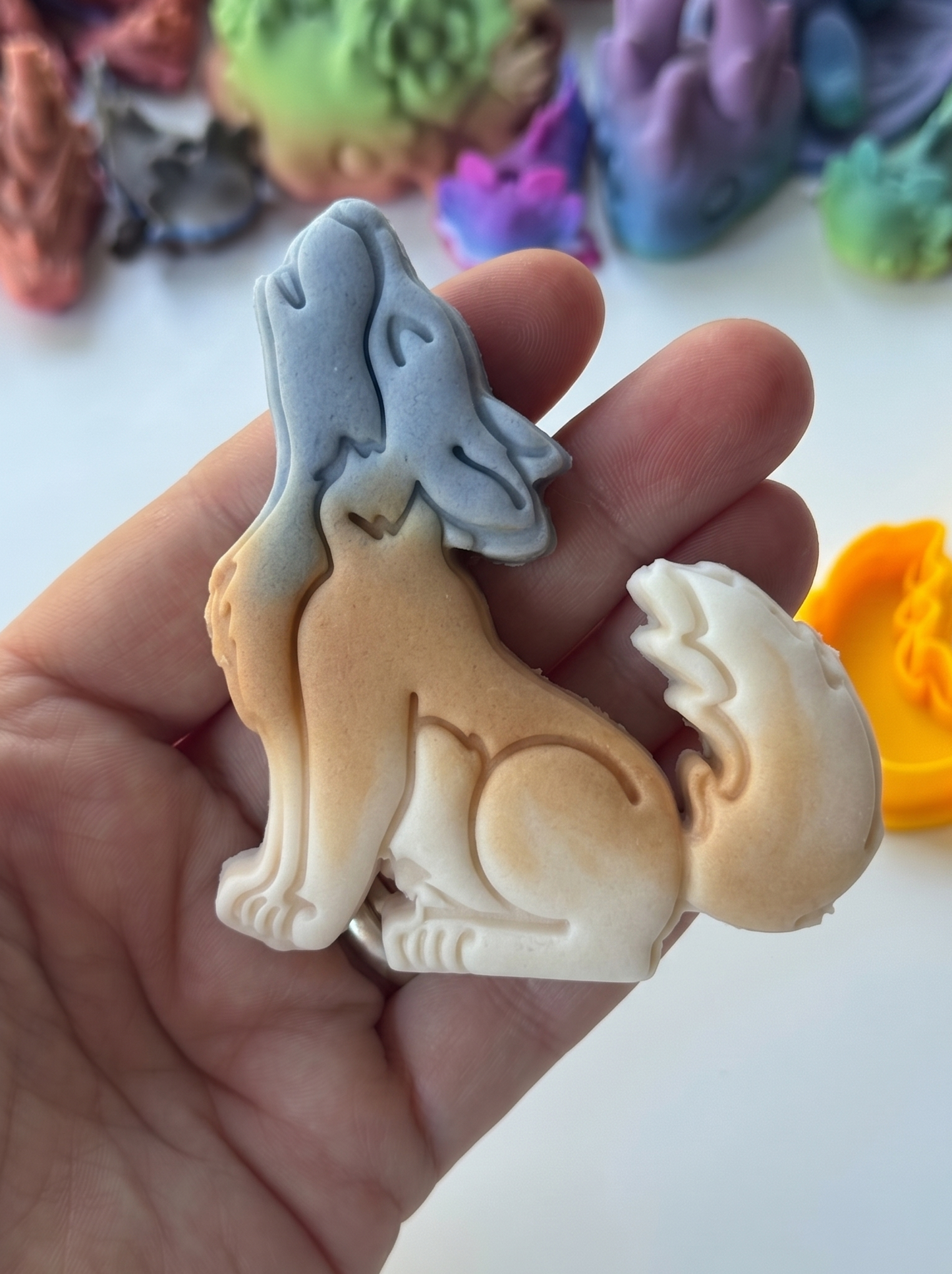 sitting Wolf cookie cutter + stamp