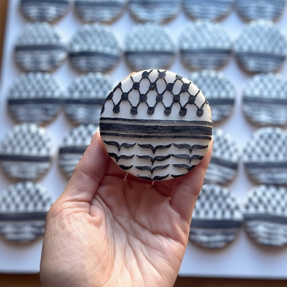 Keffiyeh and Lines deboss - pattern