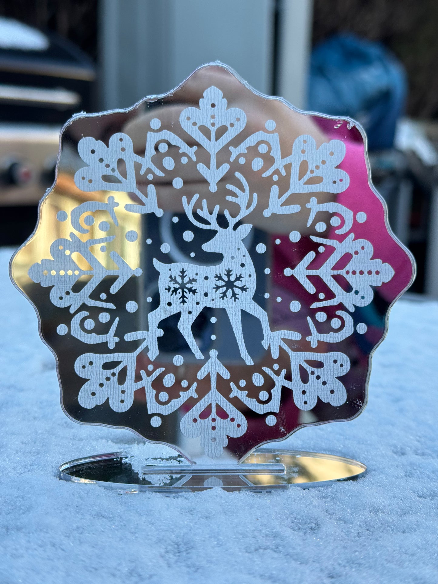 Christmas centrepiece for table - 11 cm high - decoration - snowflake