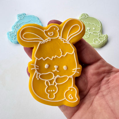 Hatching Bunny Debossing And Matching Cutter - Easter