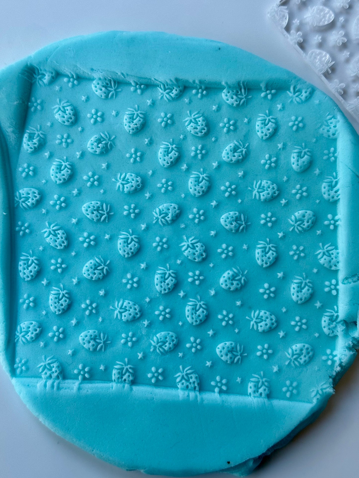 Strawberry pattern - texture deboss