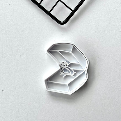Wedding ring stamp and cutter M1090