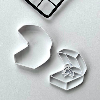 Wedding ring stamp and cutter M1090