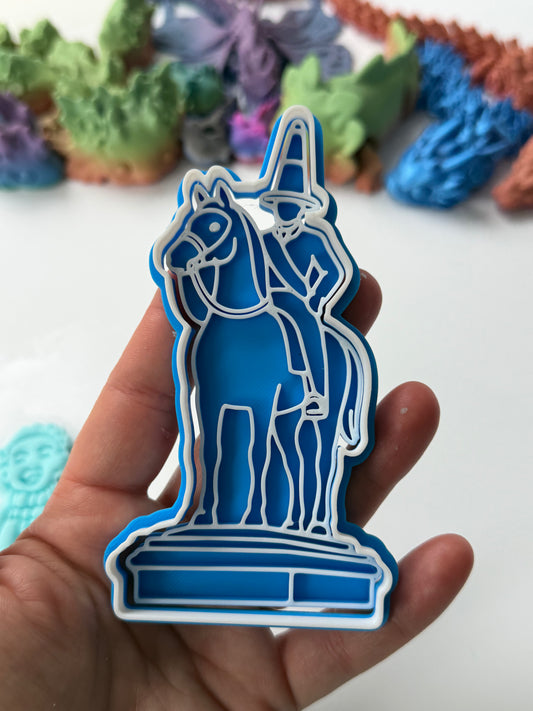 Scotland's iconic duke of wellington cone Statue- cutter + stamp