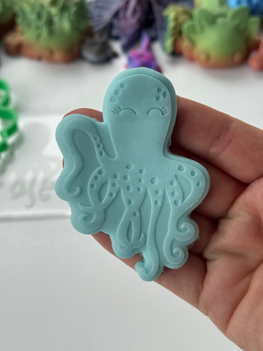 Octopus debossing cutter