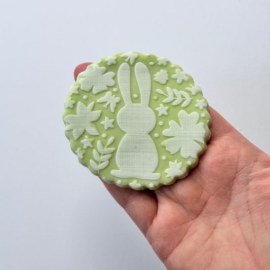 Bunny flowers - circle 8 cm debossing - easter 2024