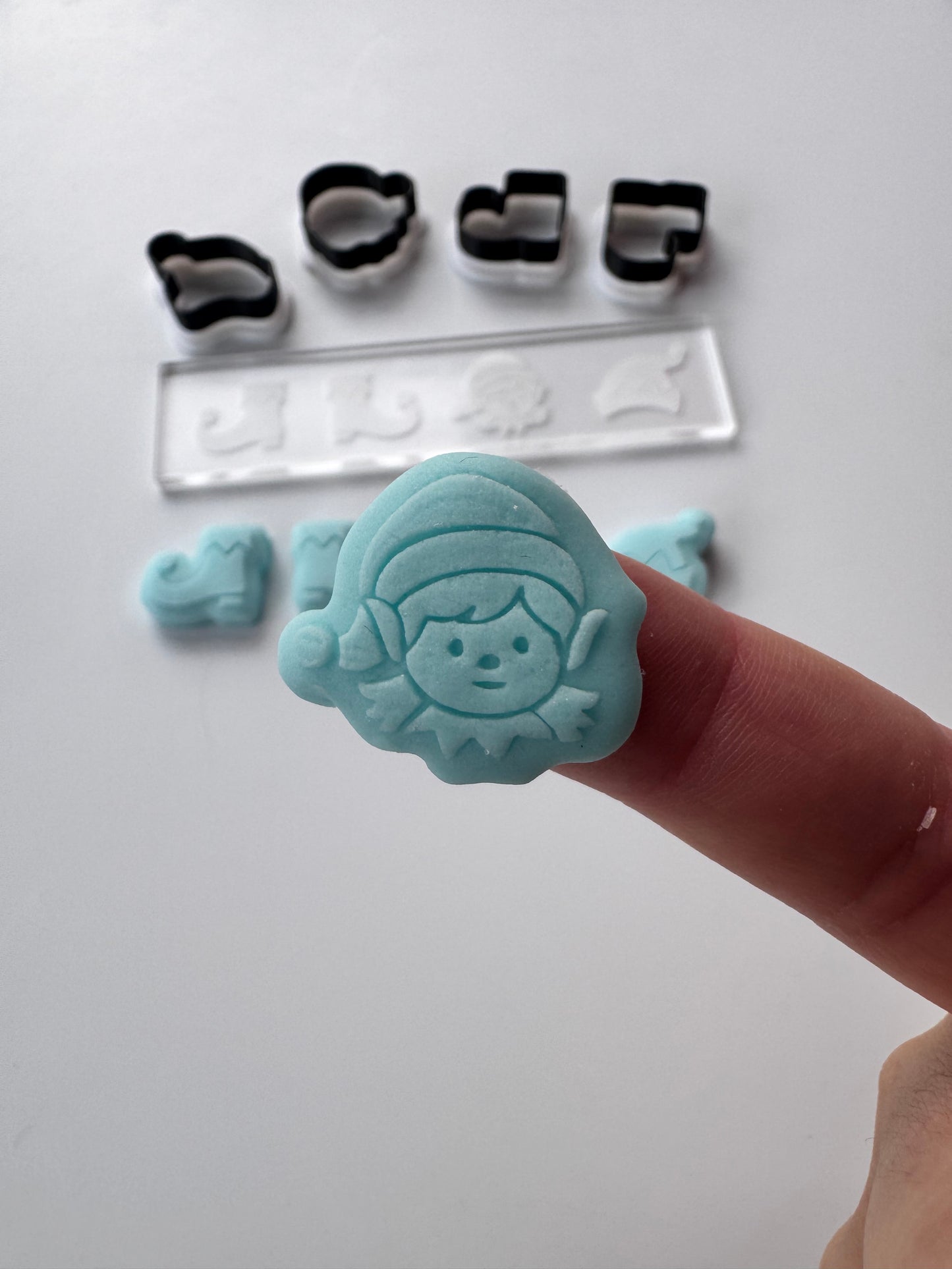 The minis elf Christmas deboss and cutter