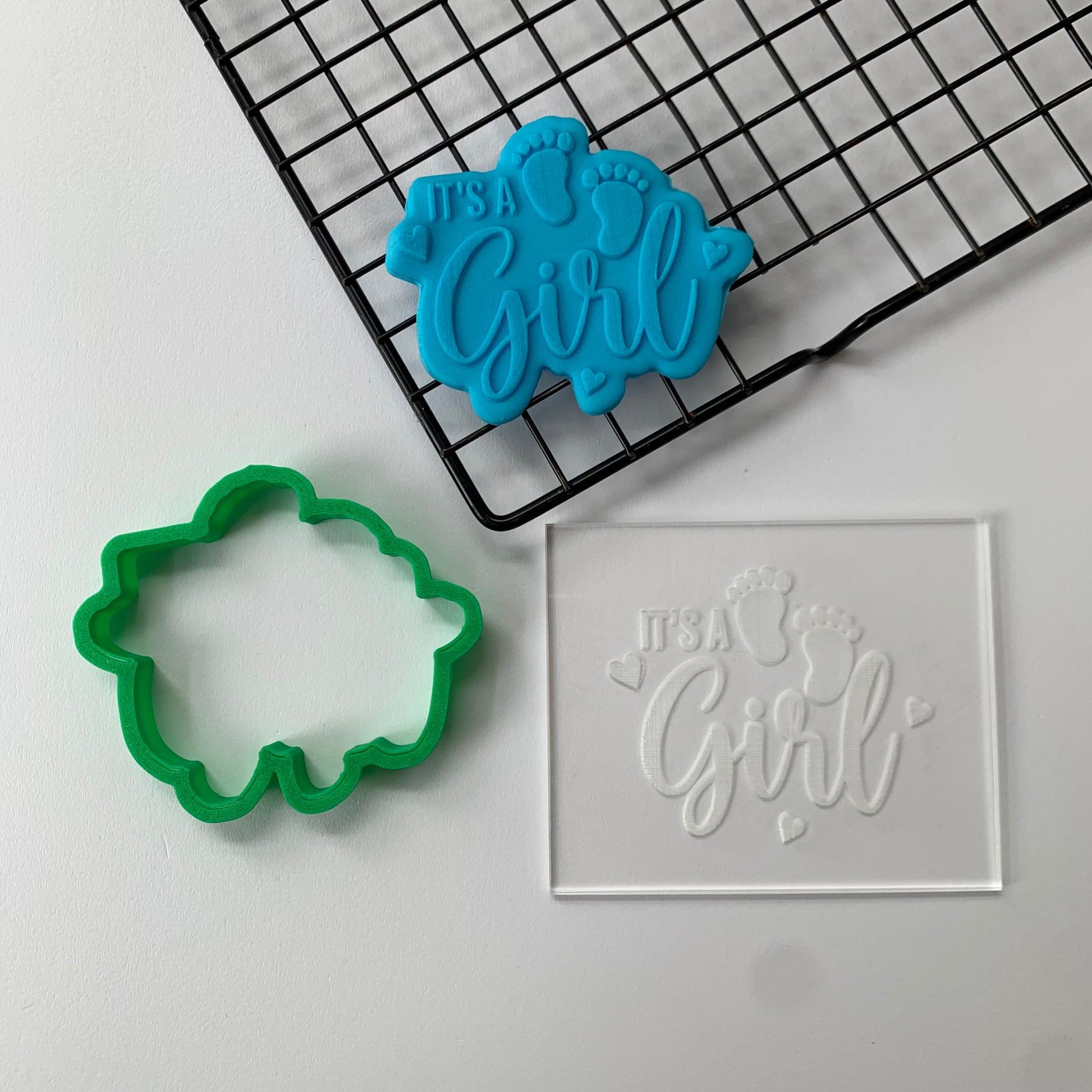 it’s a Girl - Baby Debossing + matching cutter MEG cookie cutters