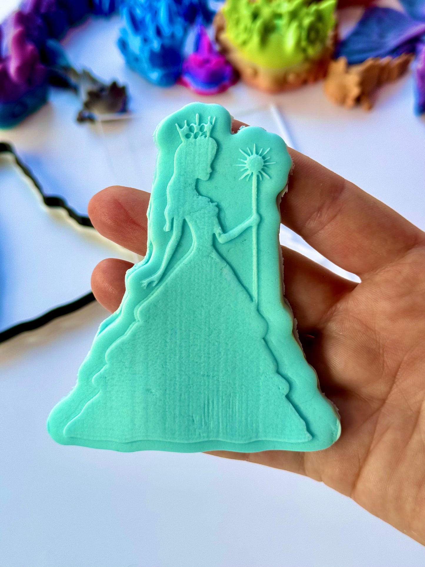 Wicked Glinda deboss and matching cutter M1075