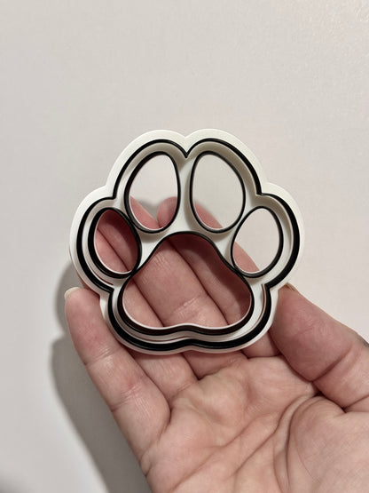paw print cookie cutter and stamp M1079