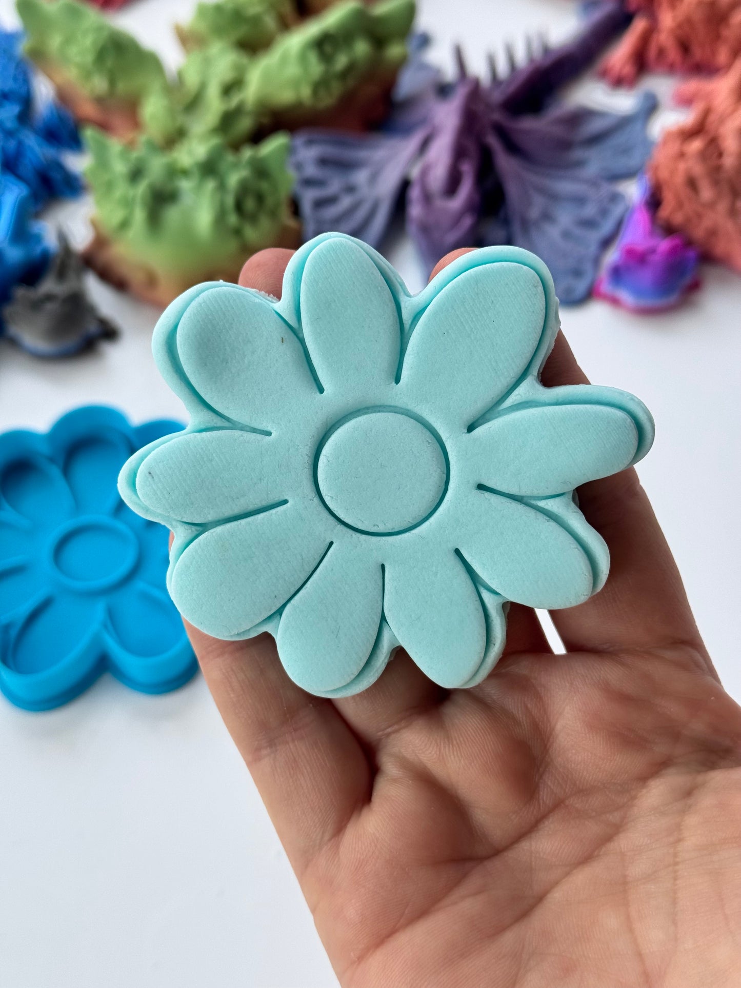 Daisy cookie cutter and stamp