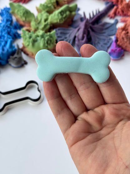 paw bone cookie cutter and stamp M1079