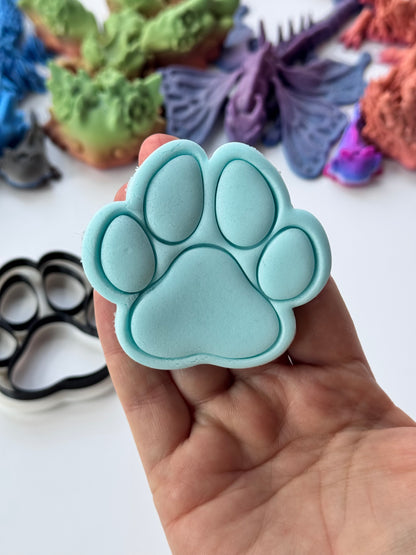 paw print cookie cutter and stamp M1079