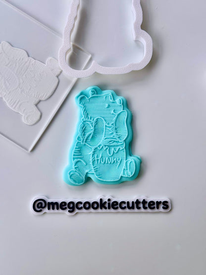 Winnie the Pooh deboss + cutter D1 - M1037