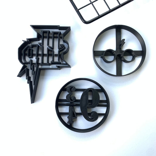 Harry Potter-inpsired cookie cutter fondant cupcake decoration 3 pieces 002 MEG cookie cutters