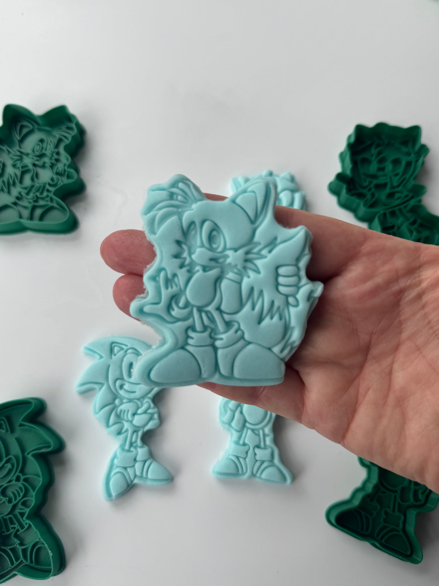 Sonic The Hedgehog-inspired and friends cookie cutter + stamp