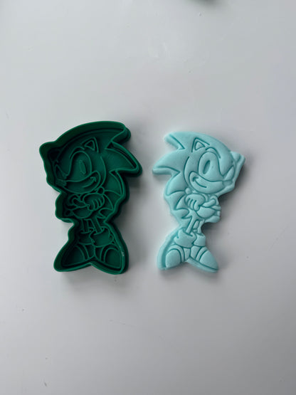 Sonic The Hedgehog-inspired and friends cookie cutter + stamp