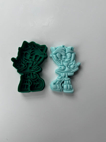 Sonic The Hedgehog-inspired and friends cookie cutter + stamp