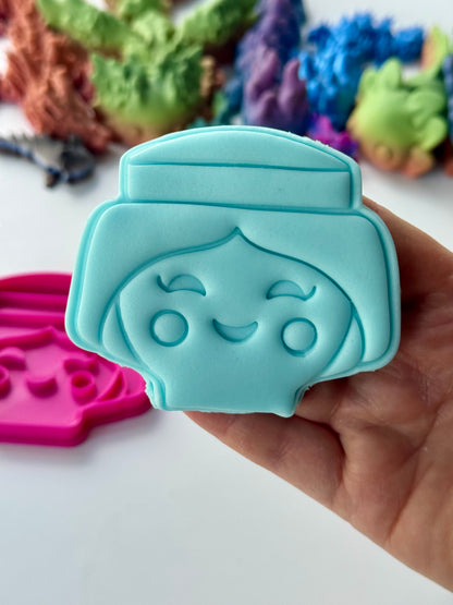 block Toy Doll Face Cutter + Stamp – Happy Face M1115
