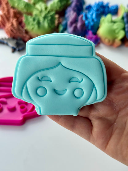 block Toy Doll Face Cutter + Stamp – Happy Face M1115