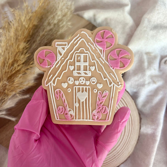 Gingerbread house deboss + matching cutter - Christmas