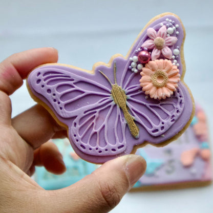 Butterfly deboss + cutter M1045
