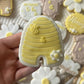 Bee Hive deboss + cutter - M1037
