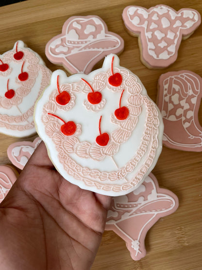 cake - Cookie Cutter + deboss MEG cookie cutters